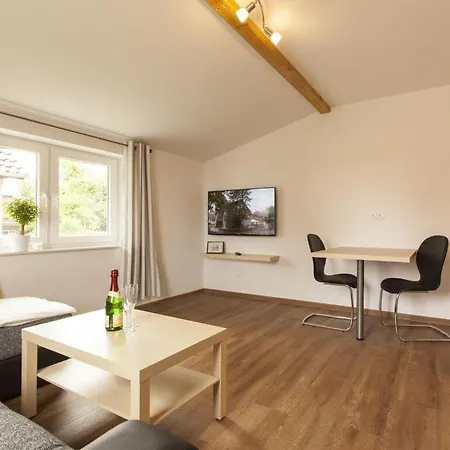 1 - Eilrich Comfortable *